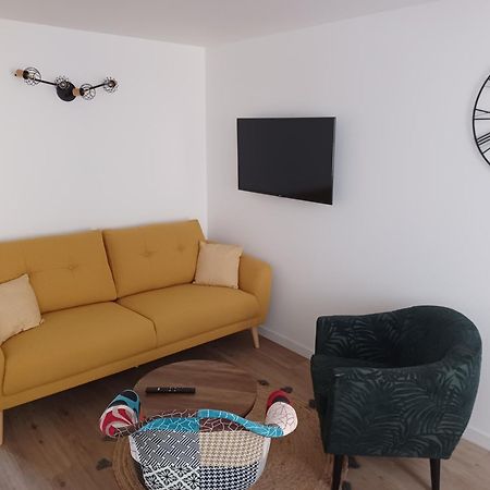 ErnéeDuplex Cosy Et Douillet公寓 外观 照片